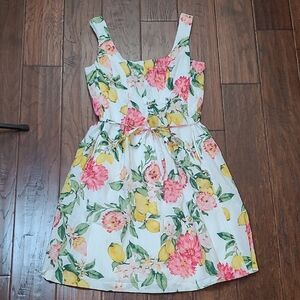 Anne Klein White Sleeveless Dress with Colorful Floral & Lemon Print size 4